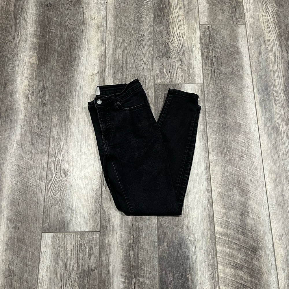 Everlane Black Ankle Jeans‎